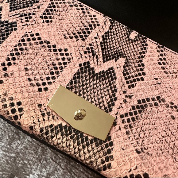 Bruno Magli Pink Snake Skin Embossed Shoulder Bag - Picture 4 of 12